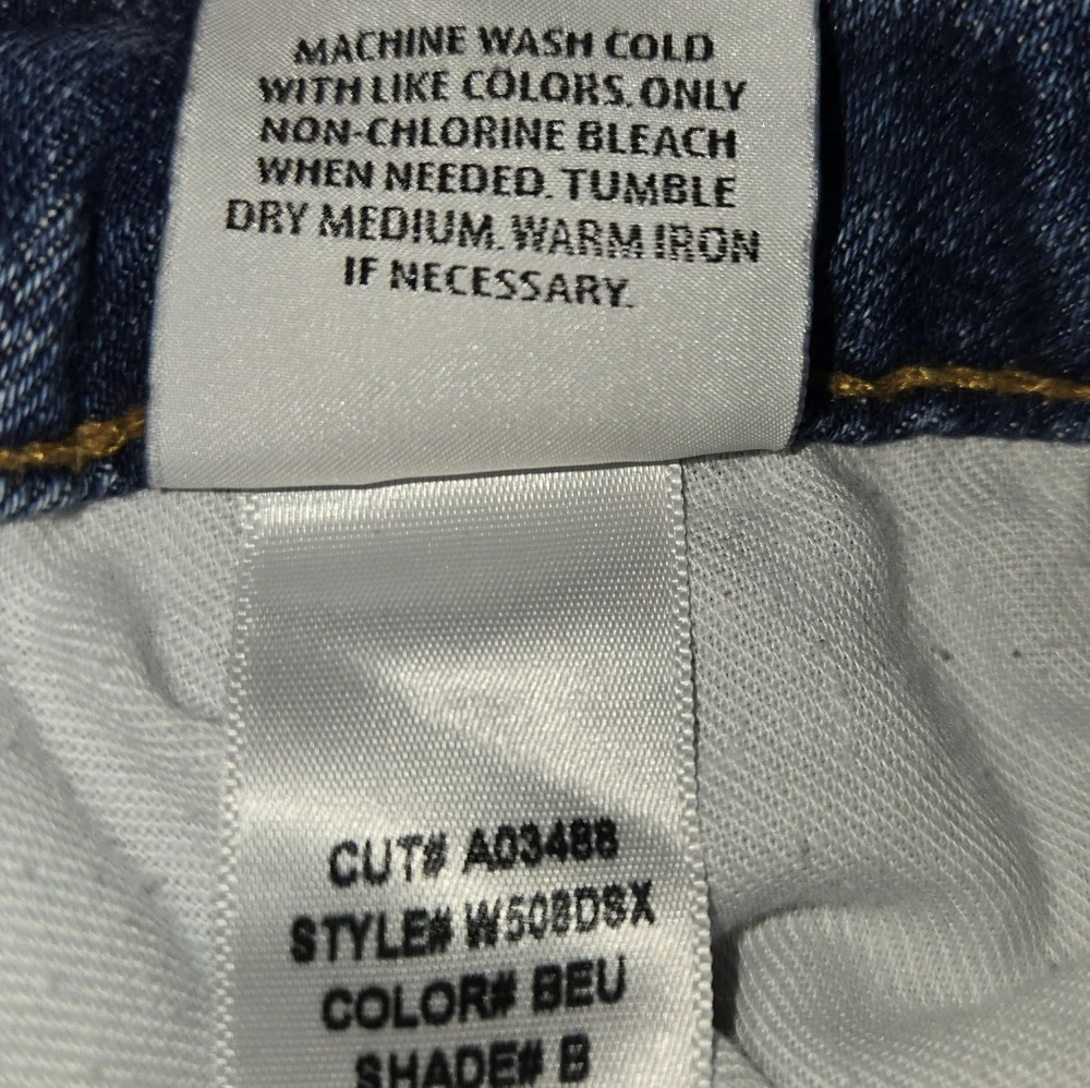 ​Hudson Ferris Flare Jeans Distressed Blue Denim Size 27